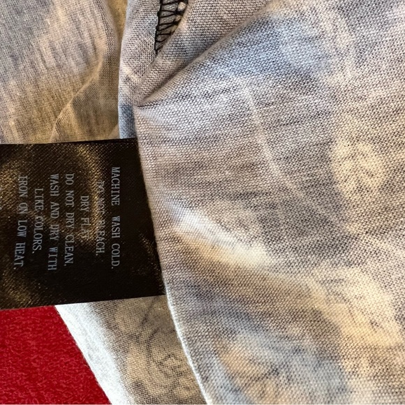 * shirt top New 1XL Loveu Dear floral top long sleeved pullover - Picture 9 of 11